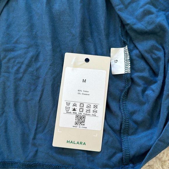 Halara Wonder Split Dress Size M - Picture 4 of 5